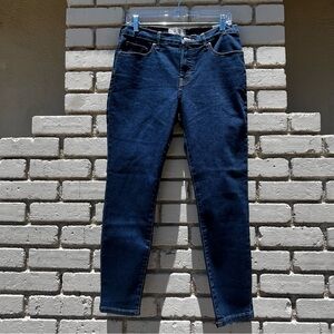 Everlane Mid Rise Ankle Jeans in Blue - Size 30